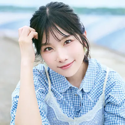 岬なこ